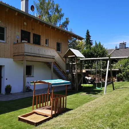 Daire Heidi's Ferienwohnung2 Dietramszell